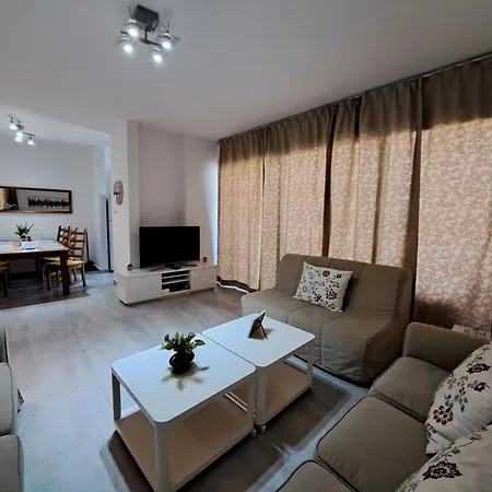 Albert'S Apartment St Lazarus 402 B - First Floor Larnaca Exterior photo